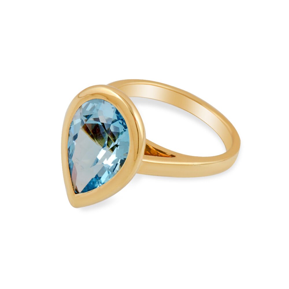 Radiant Elegance 18K Yellow Gold Blue Topaz Ring - Image 2