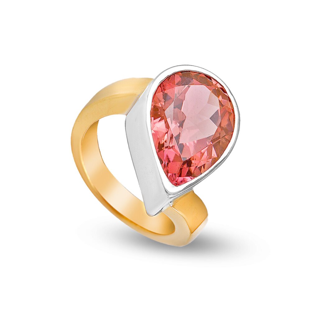 18K gold ring with natural tourmaline