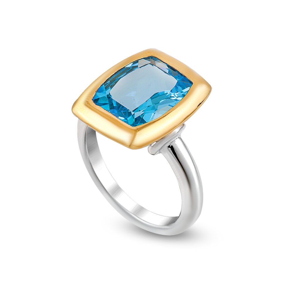 18K yellow and white gold blue topaz ring