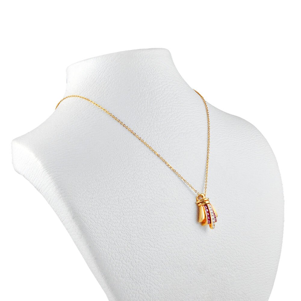Regal Radiance: 18K Yellow Gold Diamond and Ruby Pendant - Image 2