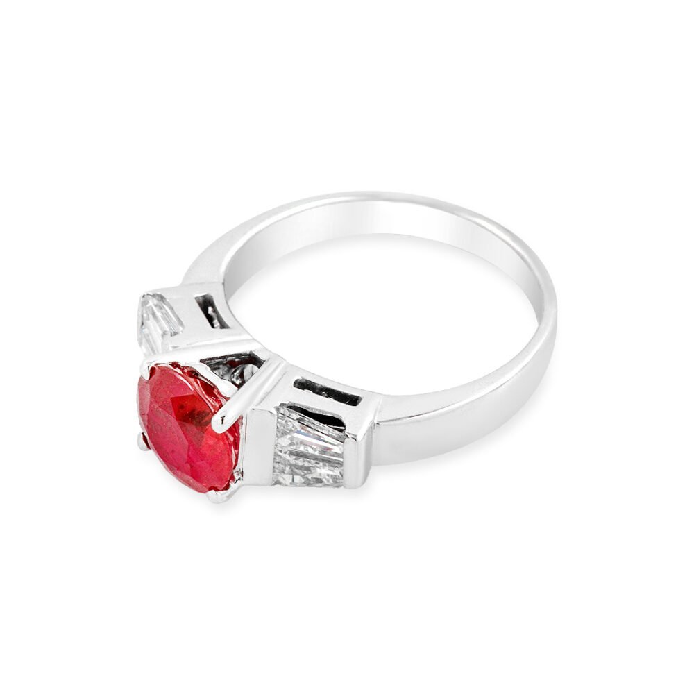 18K White Gold Diamond and Ruby Solitaire - Image 3