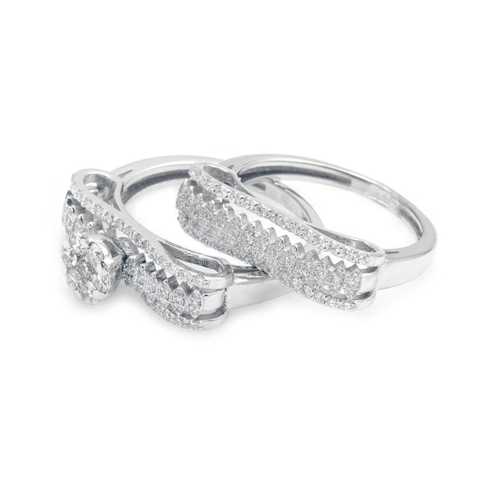 18K White Gold Diamond Solitaire with Matching Diamond Band - Image 2