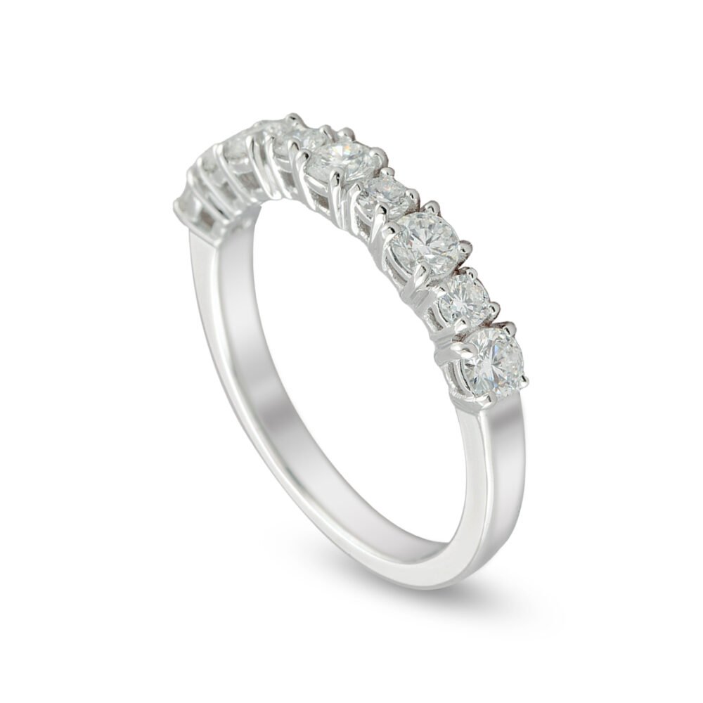 18k White Gold Diamond Band