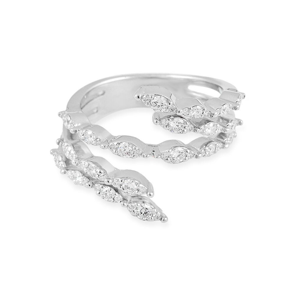 18k White Gold Diamond Ring - Image 2