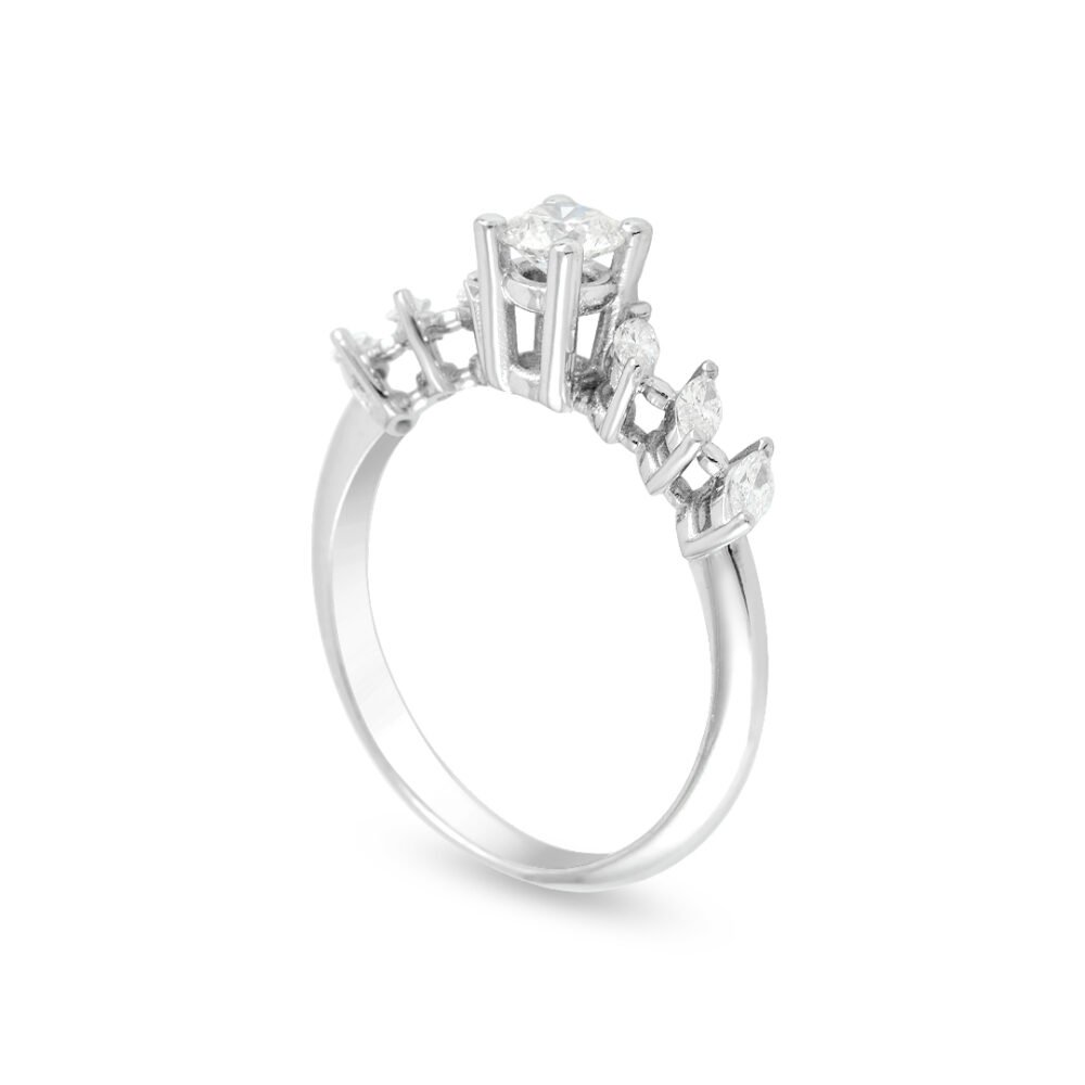 18k white gold solitaire diamond ring