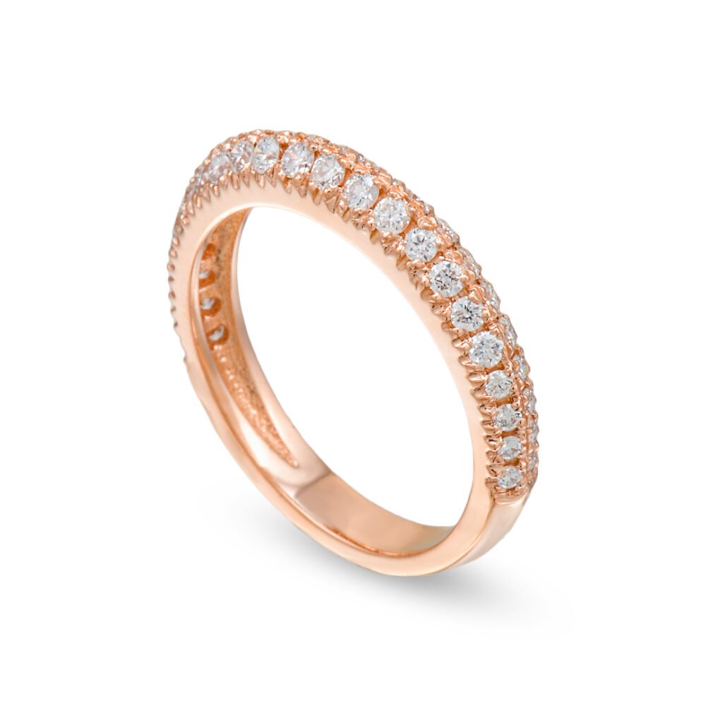 rose gold diamond band