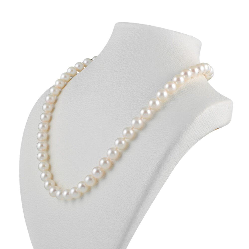 Mikimoto Pearl Necklace – 18k Yellow Gold - Image 3