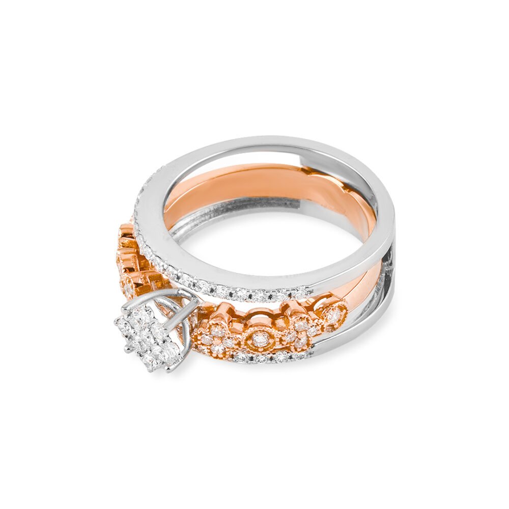 Elegant 18k Solitaire and Diamond Band Set - Image 3