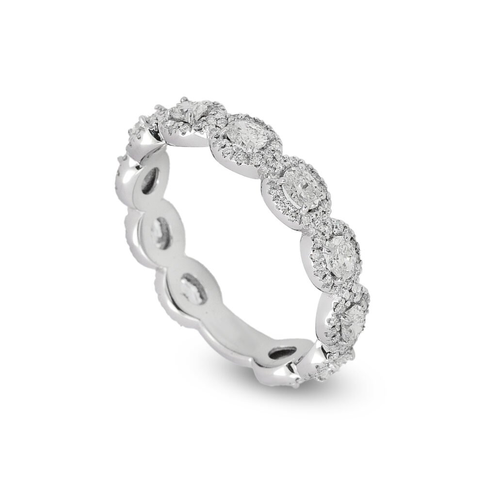 18k White Gold Diamond Band